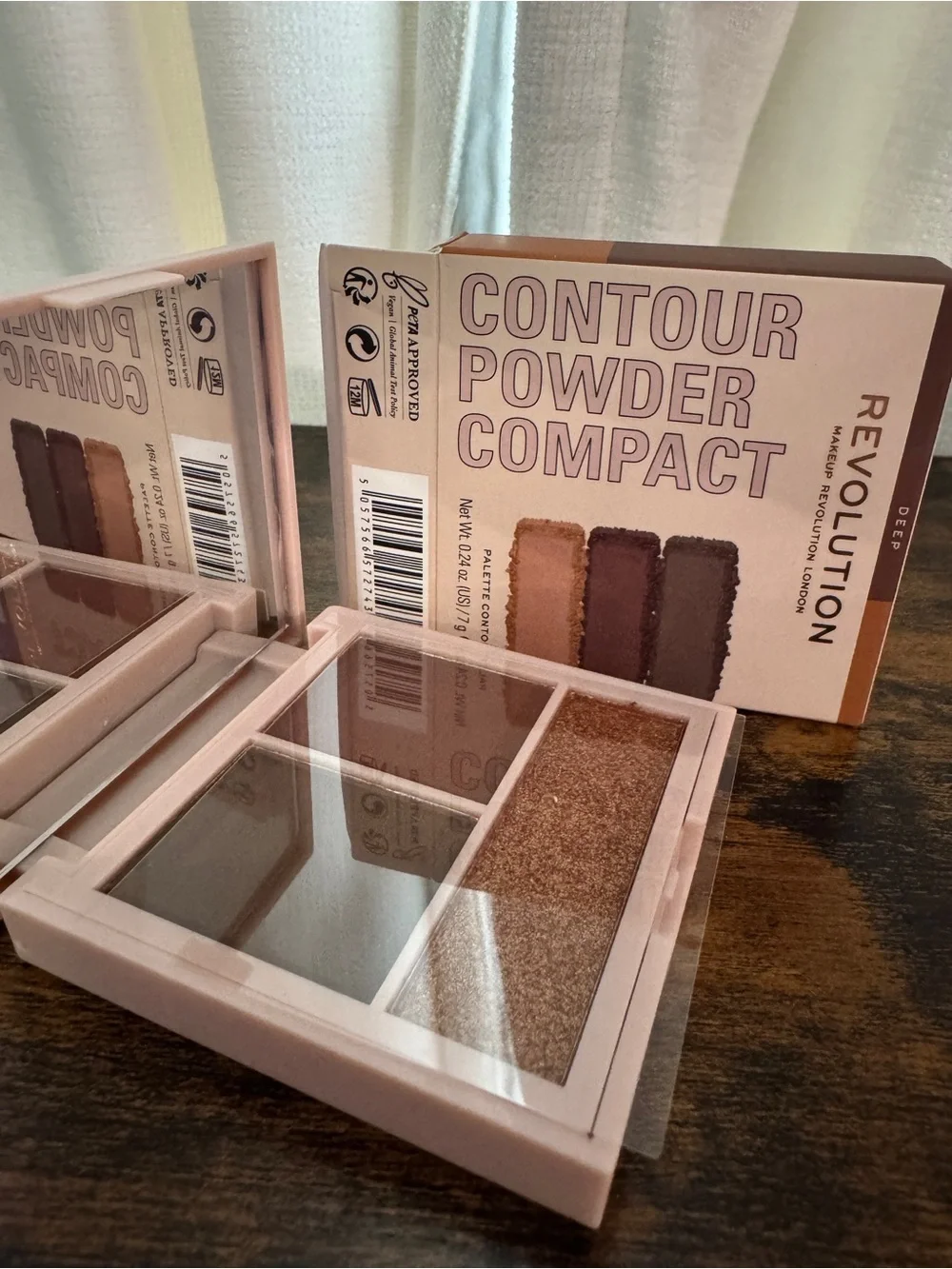 Revolution Deep Contour Powder Compact New In Box
