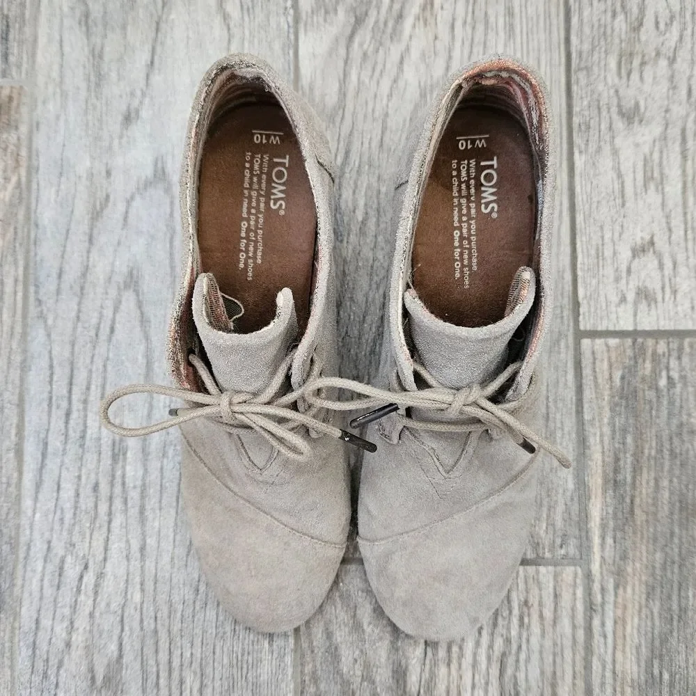 Toms kala wedge