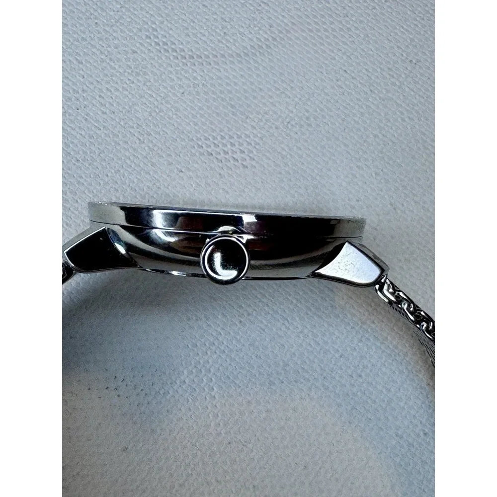 Movado Bold Women's Swiss Quartz Watch Crystal Bezel Silver Mesh Bracelet
