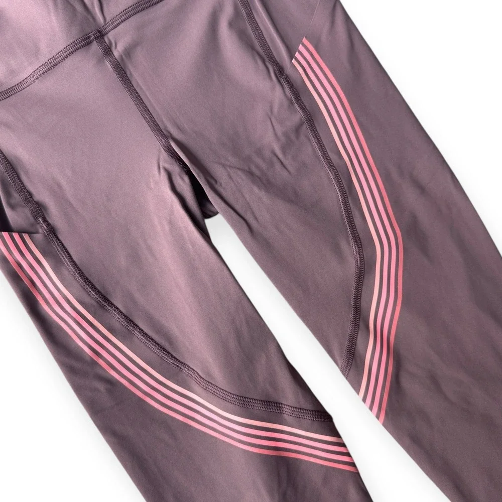 Lululemon Women's Size 4 Speed Limit Crop‎ Legging Tight Cherry Cola