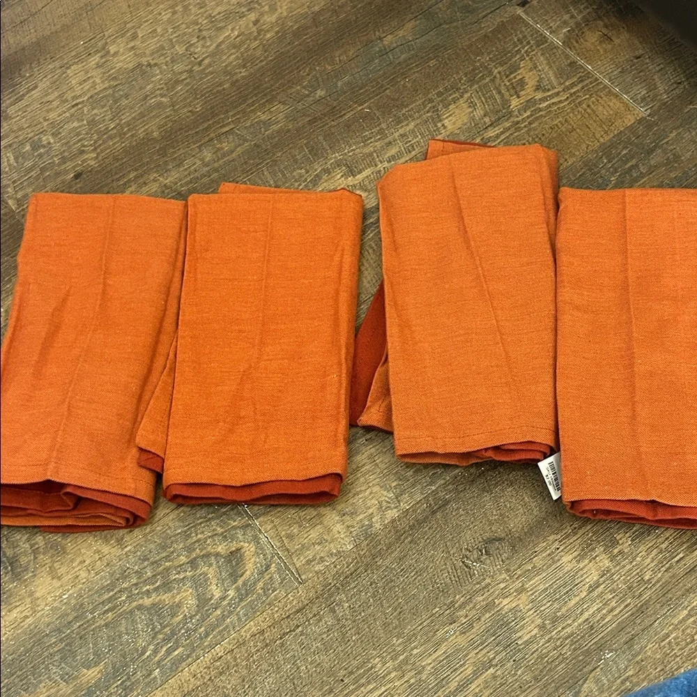 Pier 1 Harvest Check Napkin in Rich Orange 4 pc.‎ 20x20