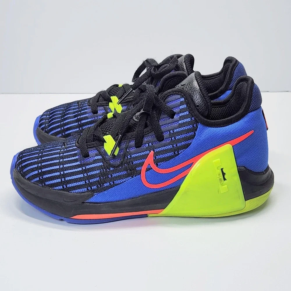Nike lebron shoes