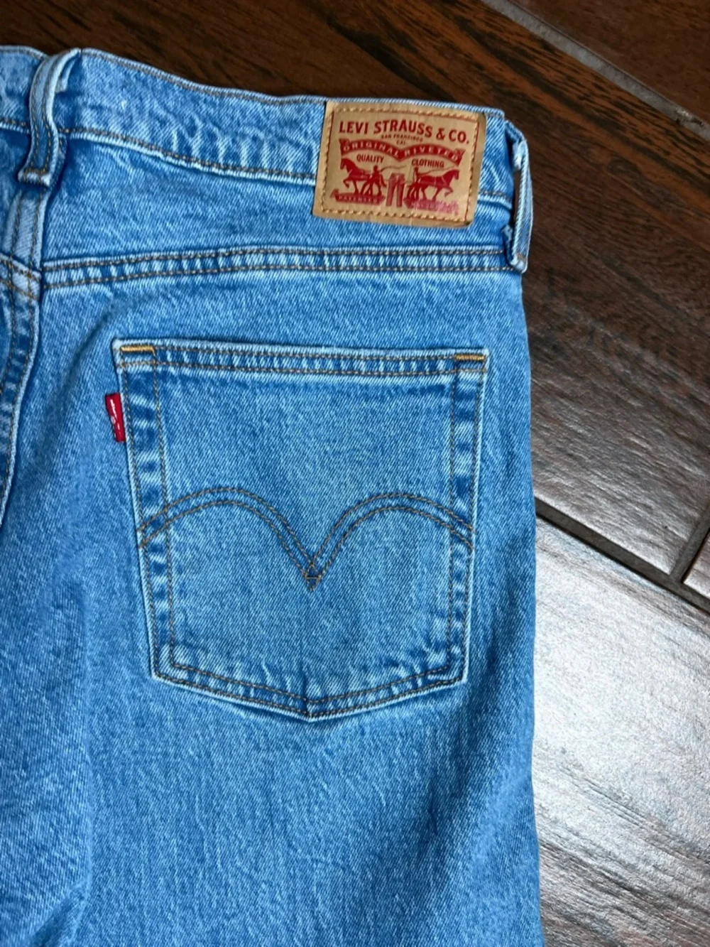 Levis size good