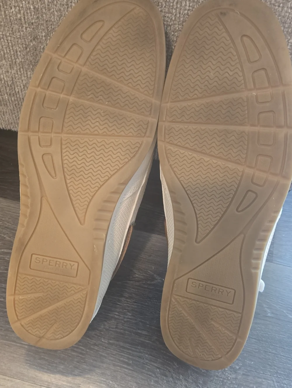 Sperry classic white