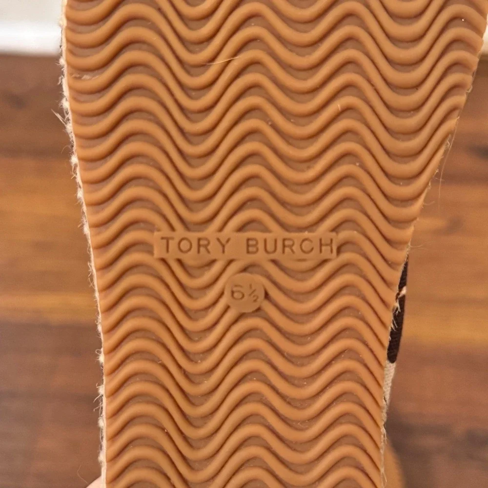 Tory Burch tory featuring comfort
