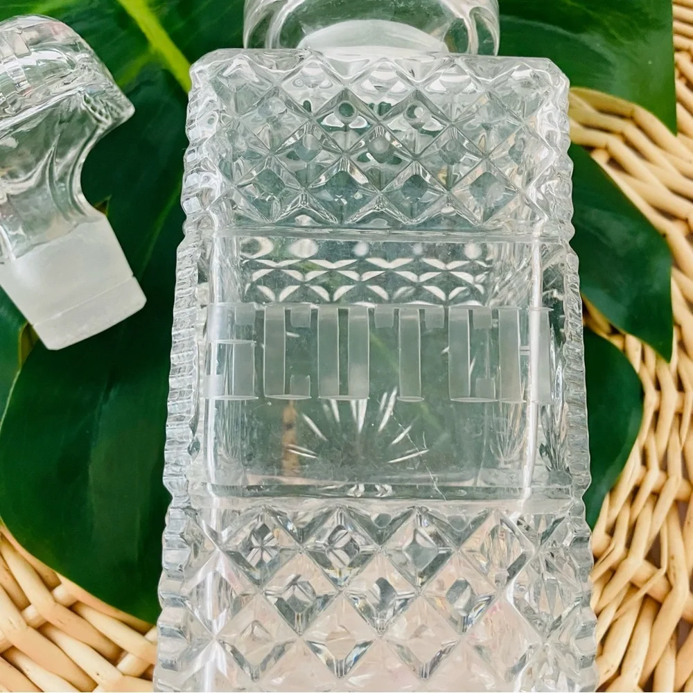 Vintage crystal Mid-Century Modern “Scotch” etched liquor Decatur with lid