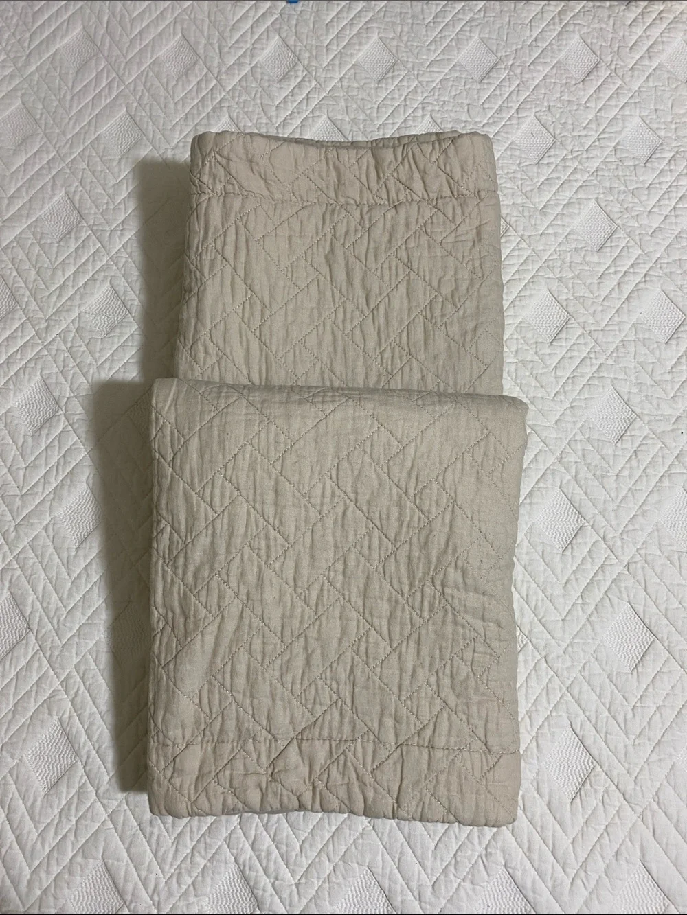 Tommy Bahama pre owned