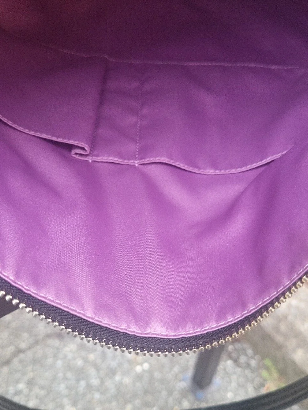 Coach organized zip