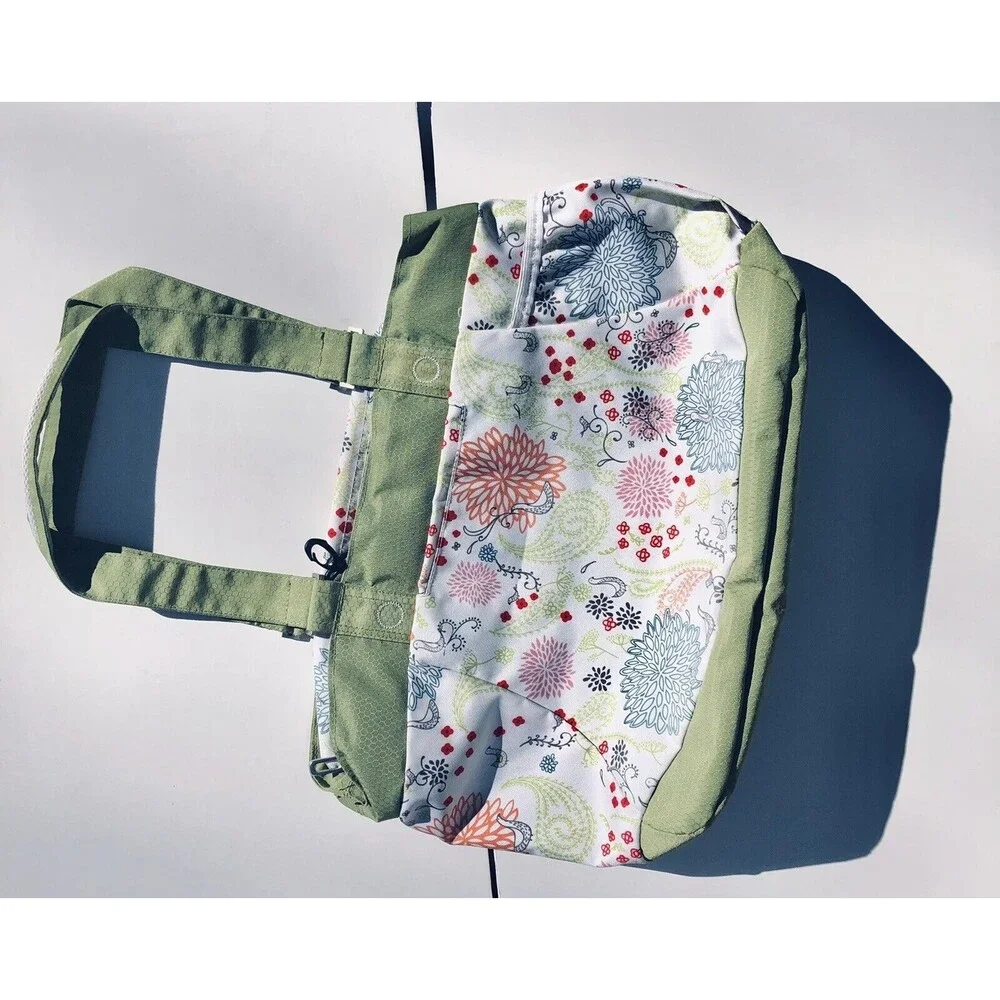 High Sierra bag diaper Large Light Weight Shoulder Closes with zipper Green