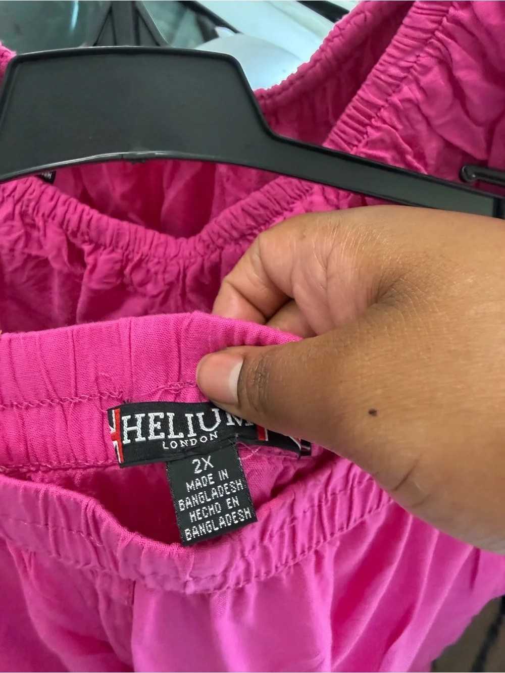 Helium fuchsia crop