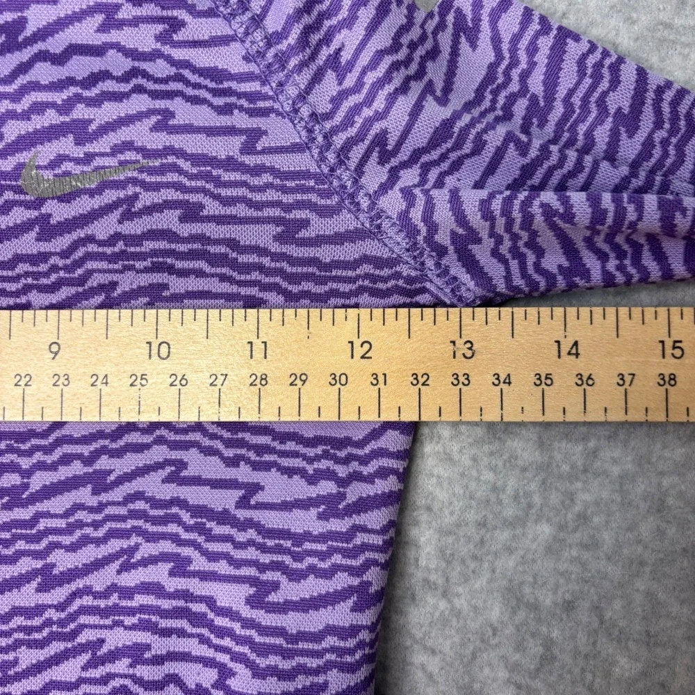 Nike have lightly zip
