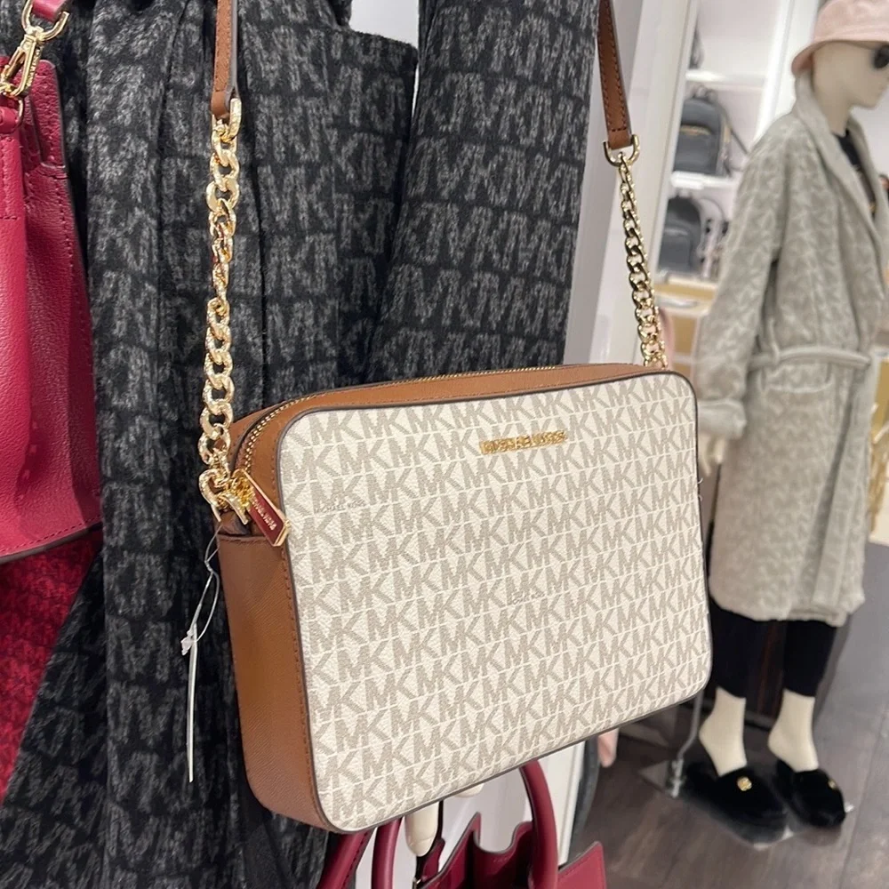 Michael Kors Jet Set Item Large East West Zip Crossbody Vanilla Signature