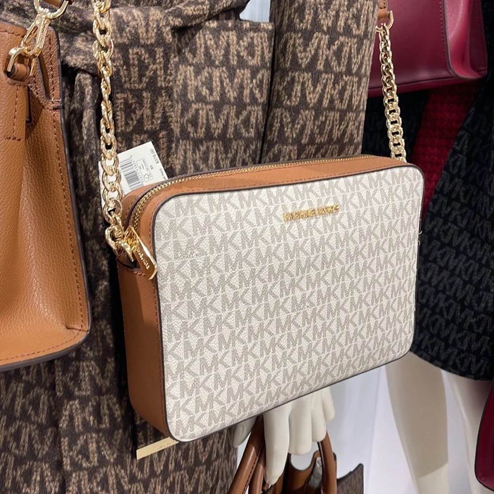 Michael Kors Jet Set Item Large East West Zip Crossbody Vanilla Signature