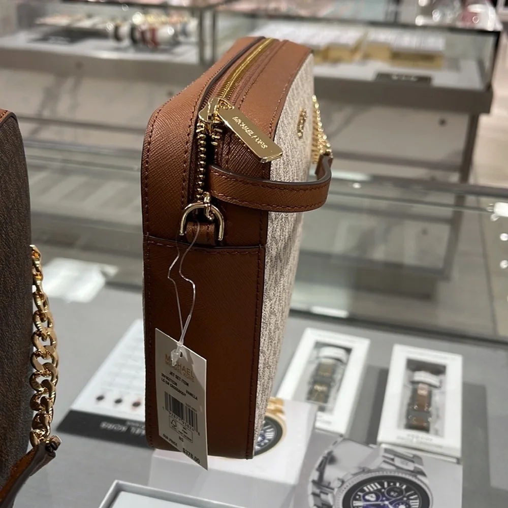 Michael Kors Jet Set Item Large East West Zip Crossbody Vanilla Signature