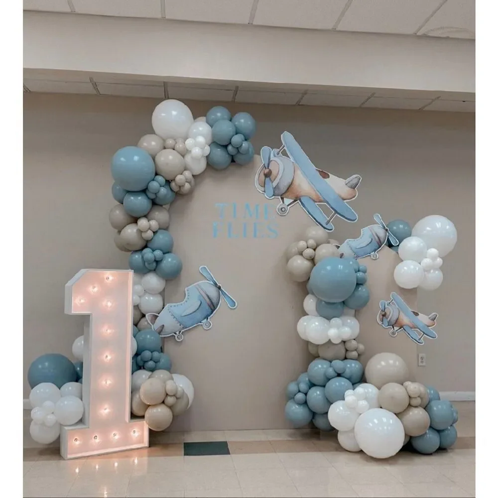 Fastpartyprops airplane vintage