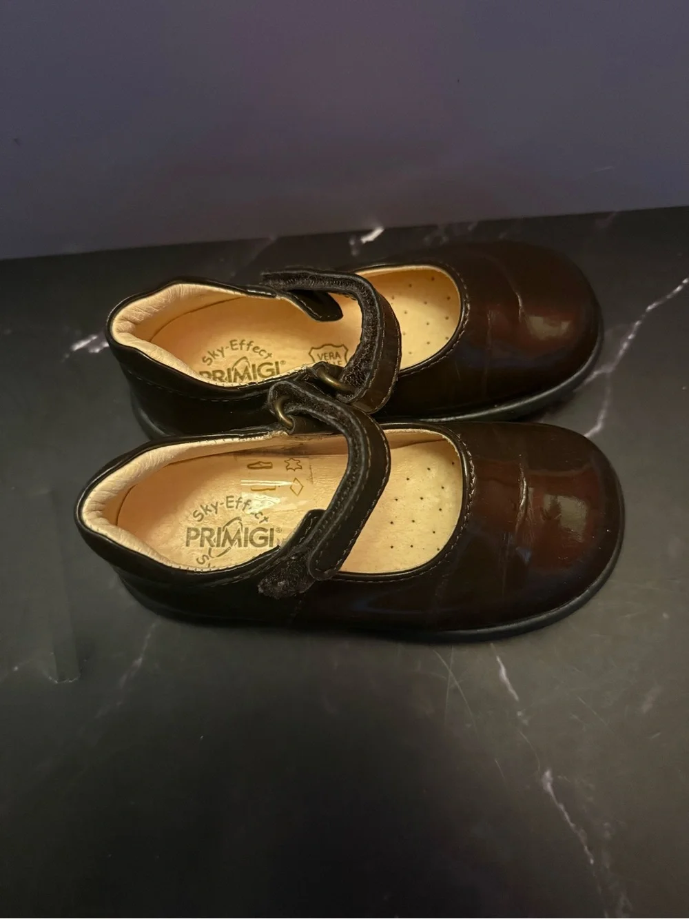 Primigi brown patent leather shoes