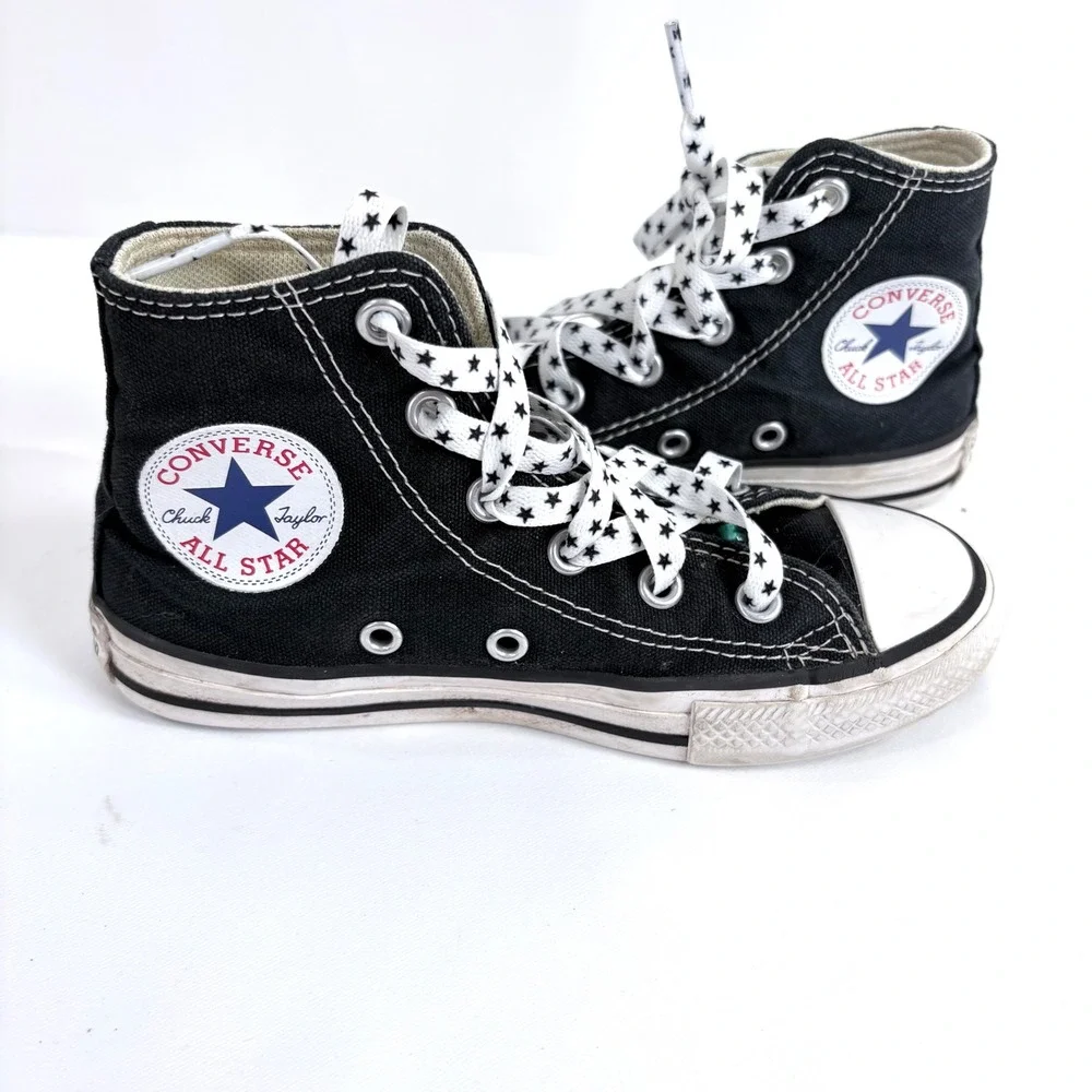Converse very small