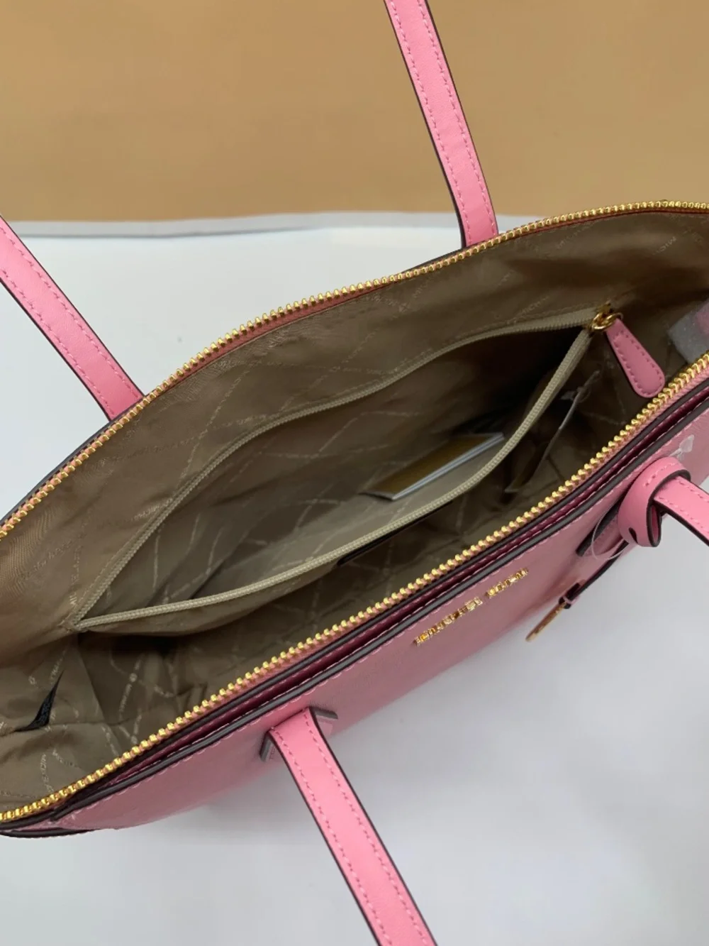 MICHAEL KORS Marilyn Medium Saffiano Leather Tote Bag