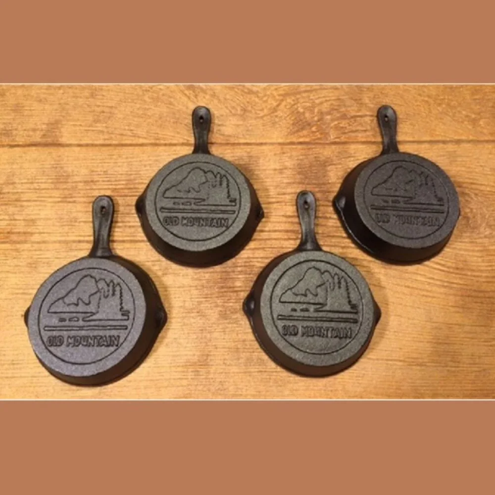 Four Old Mountain Cast Iron Mini-Skillet 4 1/2