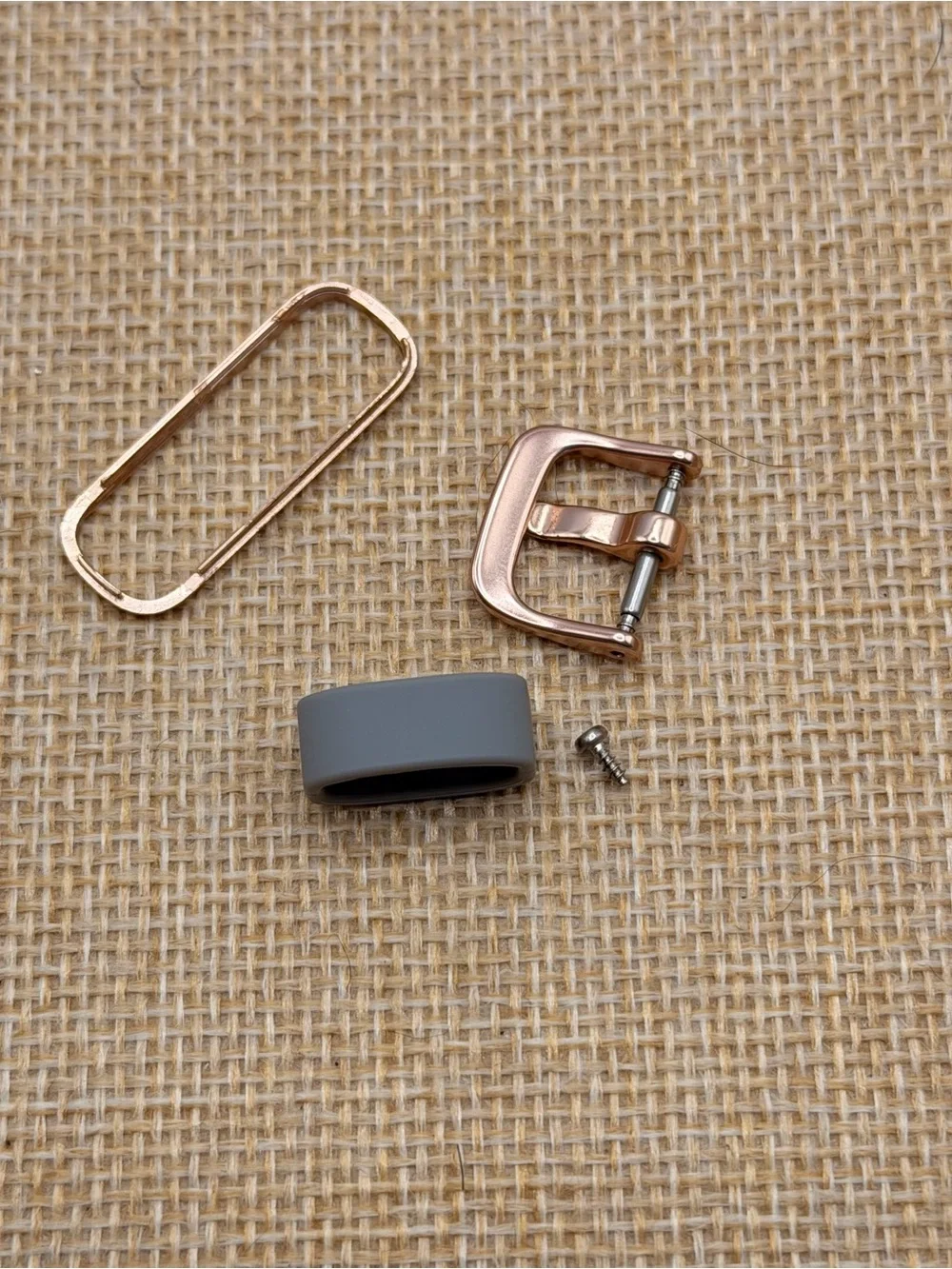 Garmin Vivosmart 4 Gold‎ Bezzle, buckle, Band Holder, Screw, OEM Parts