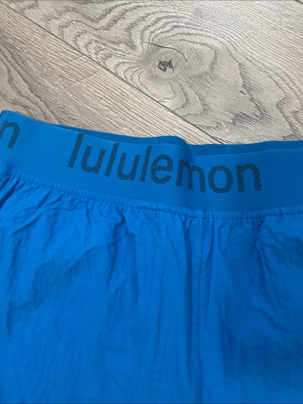 lululemon athletica bright electric