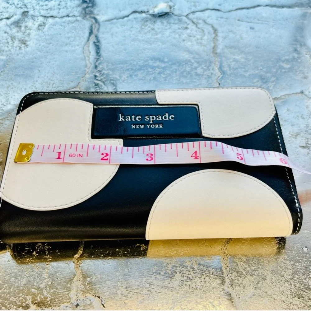 kate spade design like black