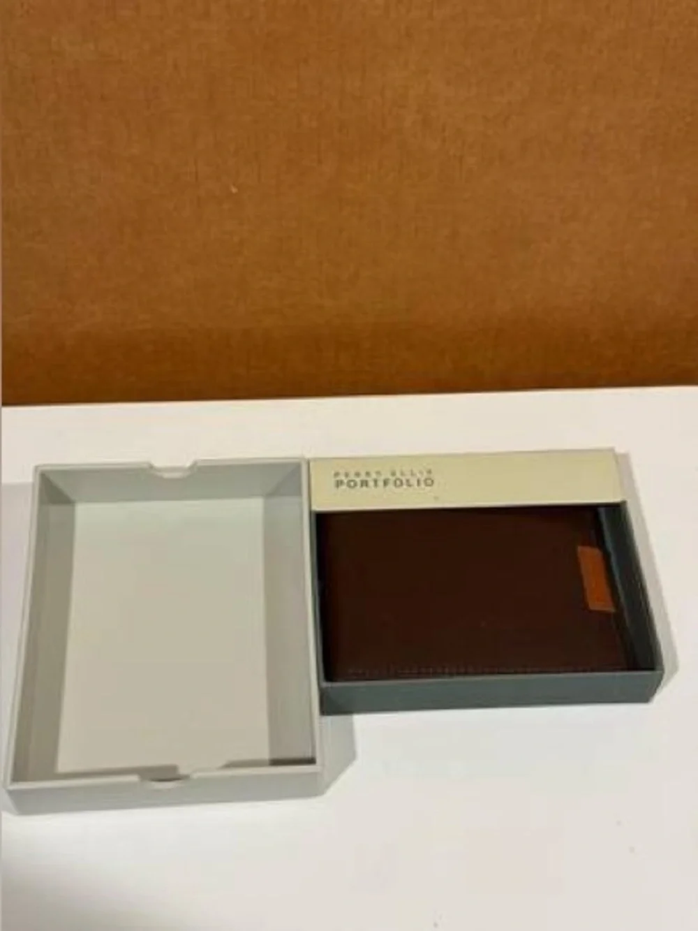 Perry Ellis Portfolio Brown Leather Wallet [Brand New, In-Box]