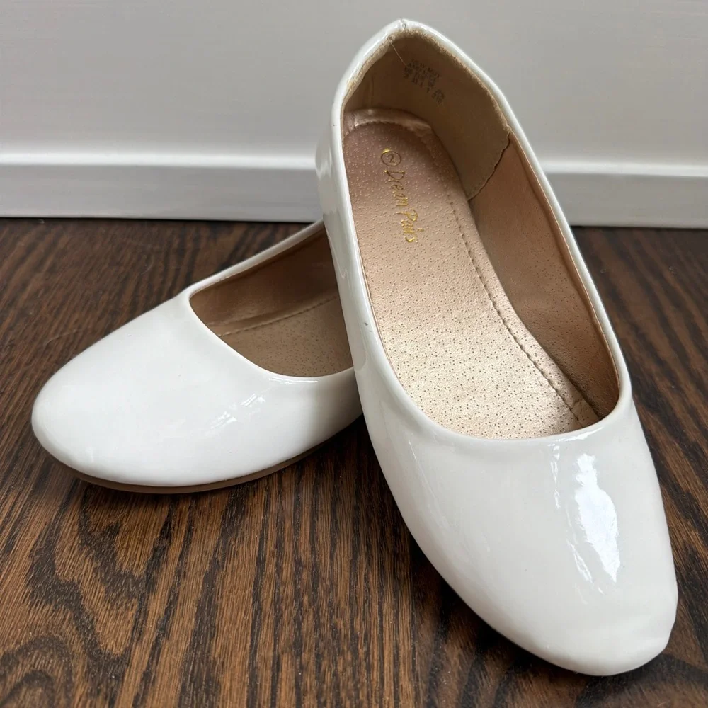 Dream Pairs shiny patent