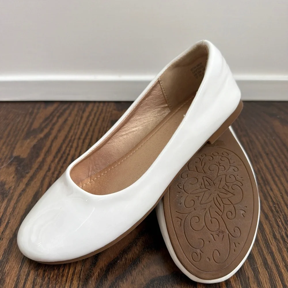 Dream Pairs shiny patent
