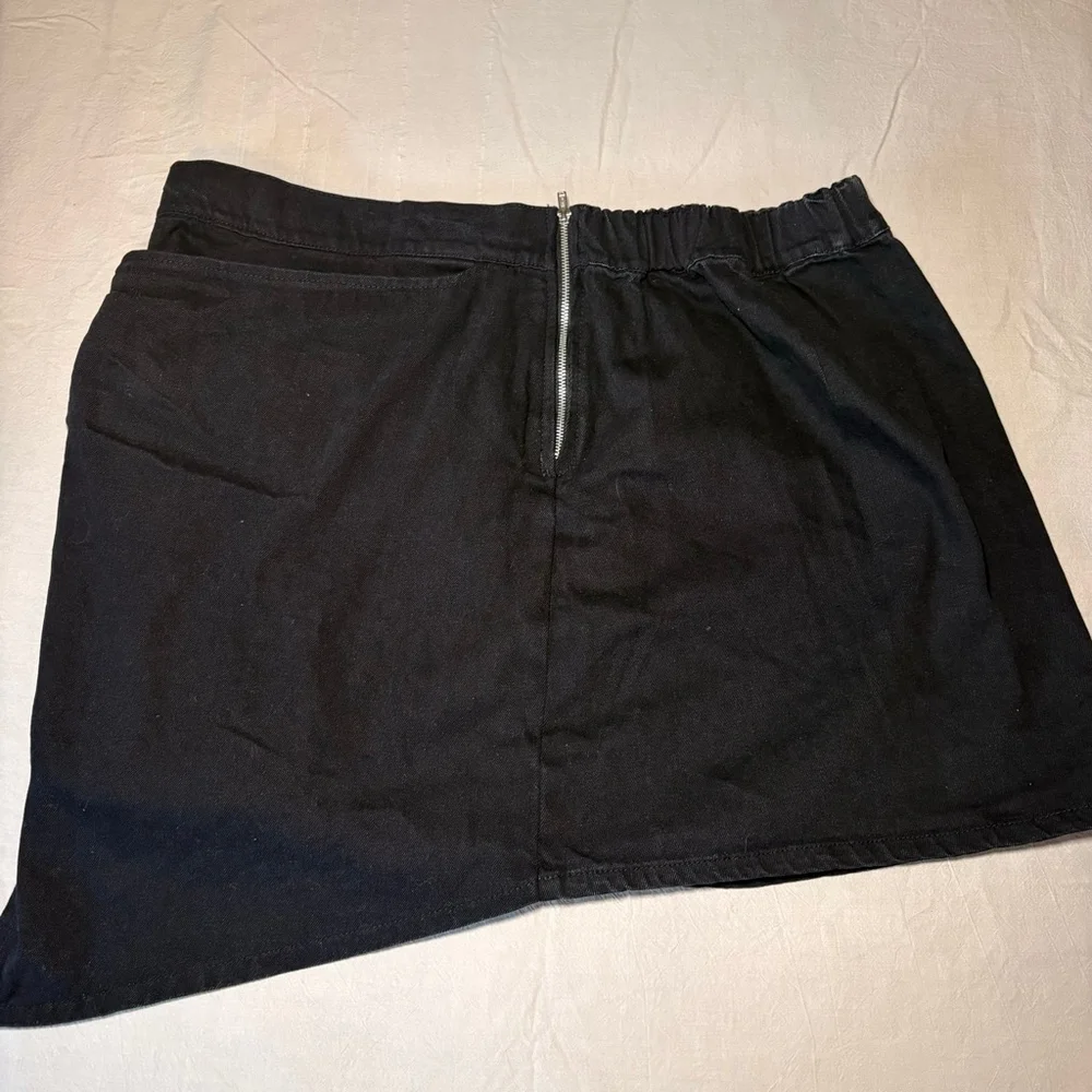 Unbranded front 50%