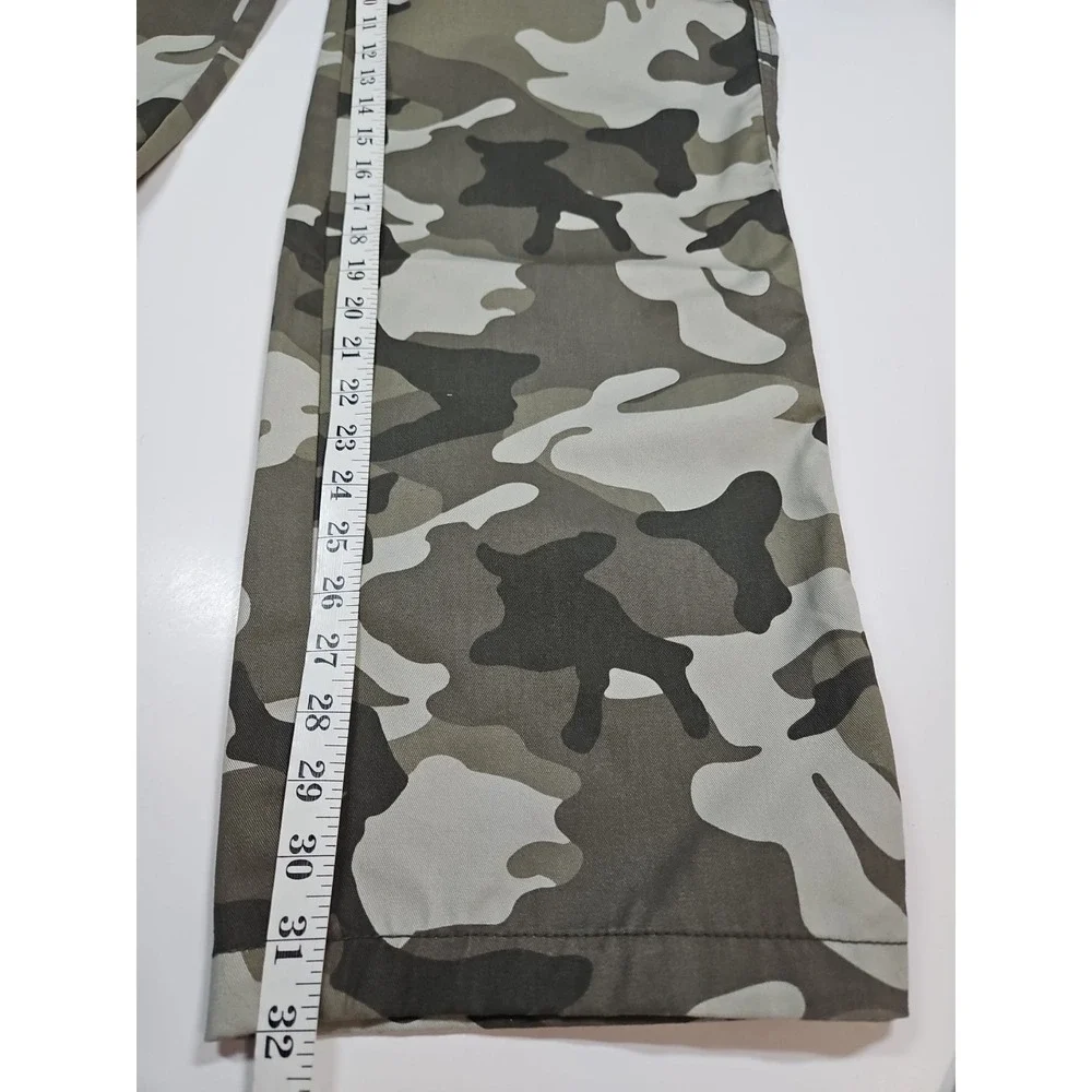 True Religion Womens Camo Cargo Straight Leg Pants Size‎ 29 NWT