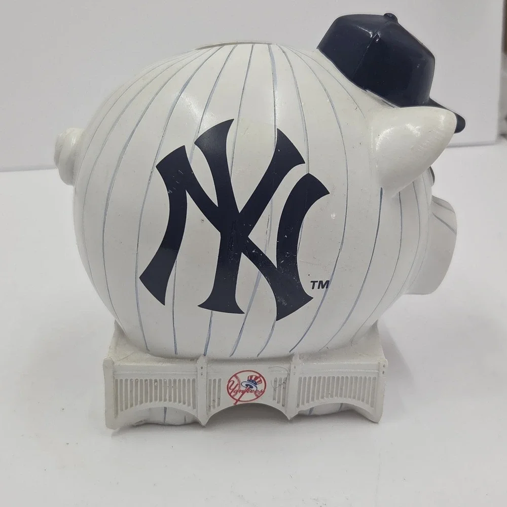 New York Yankees MLB Piggy Bank Ceramic Baseball‎ Pinstripes Team Beans 2012...