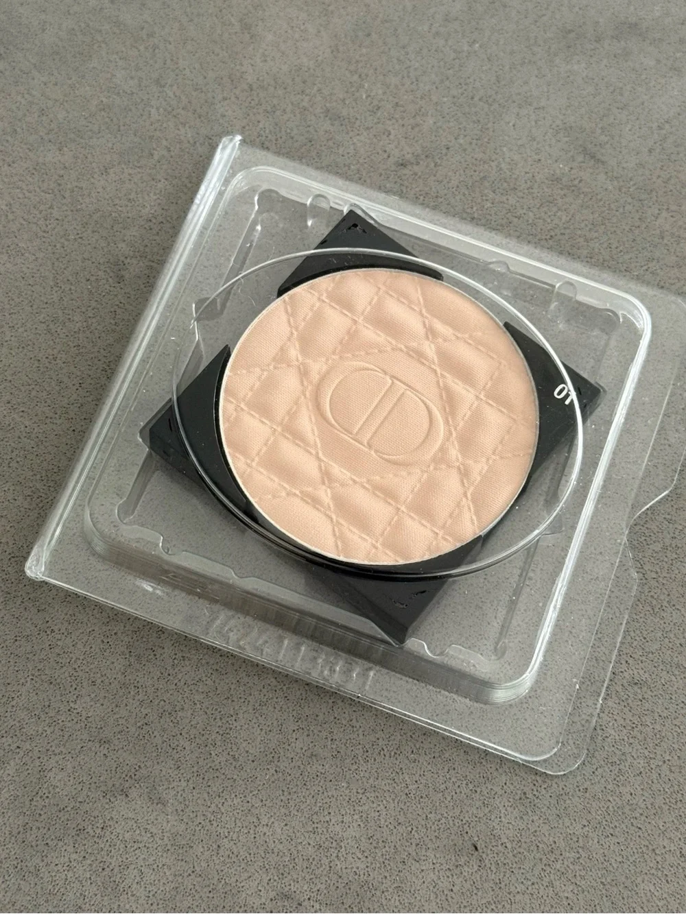 01 Dior Forever Nude Matte Filter Blurring Setting Powder