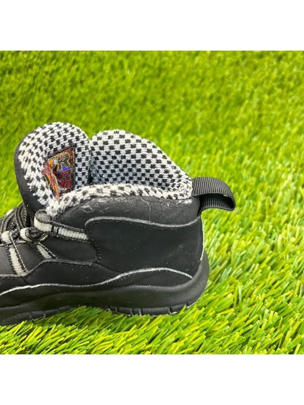 Nike please review