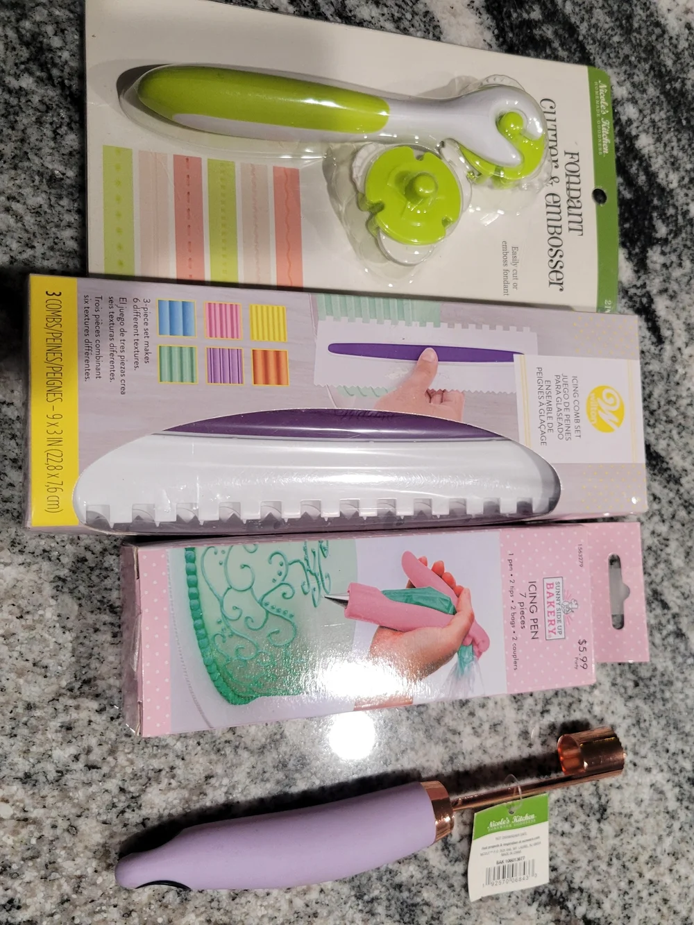 Wilton icing comb
