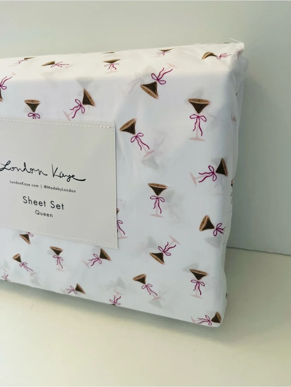 London Kaye 16 sheets