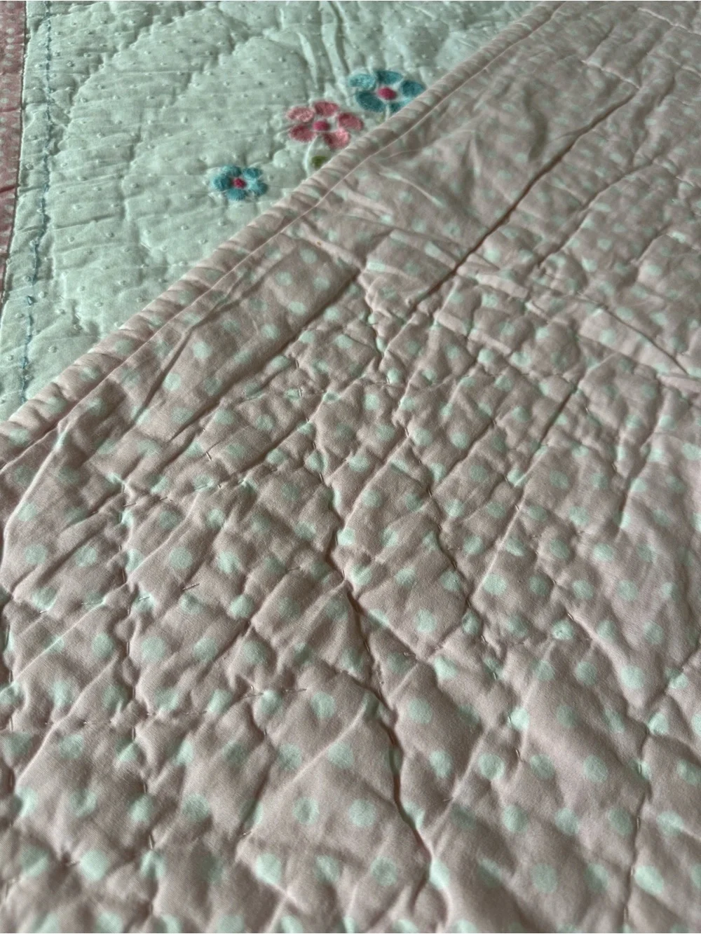 Pottery Barn Kids TWIN Size Cotton Quilt Patchwork Embroidered Coverlet Blanket