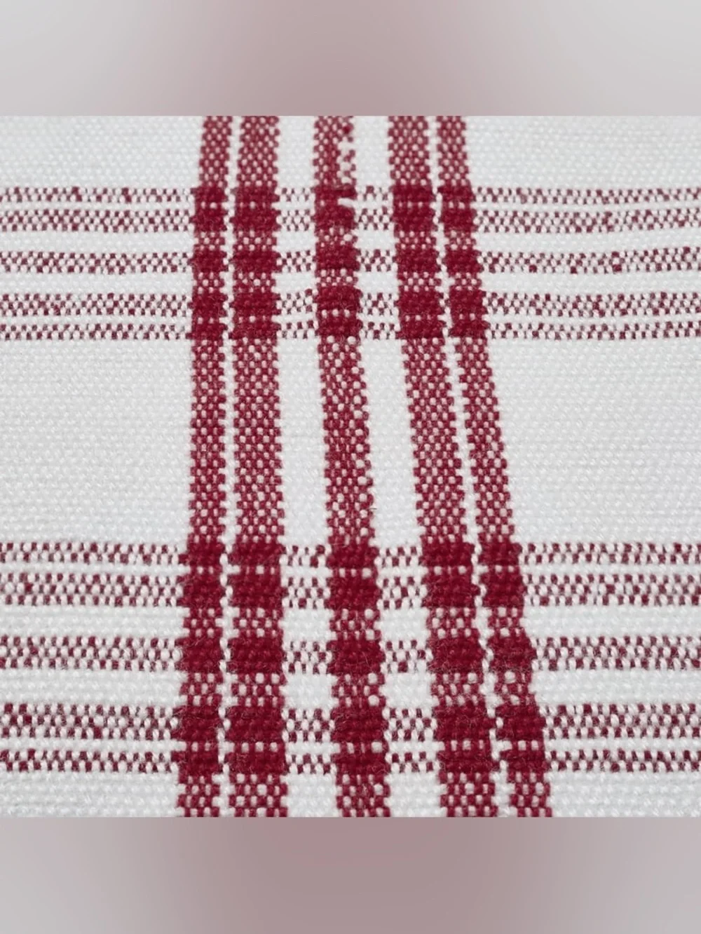 My Texas House Indoor/Outdoor Plaid Accent Rug, Red and White, 24