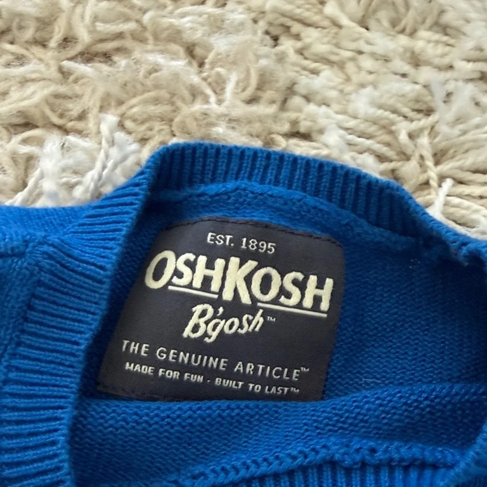 OshKosh B'gosh Blue Yeti Graphic Sweater Size 2T