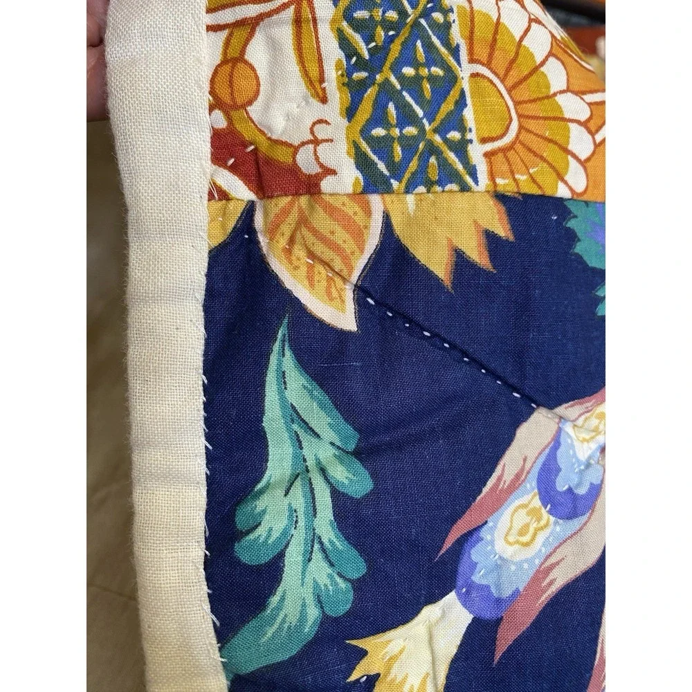 Vintage Handmade Hand Sewn Quilt 76x82