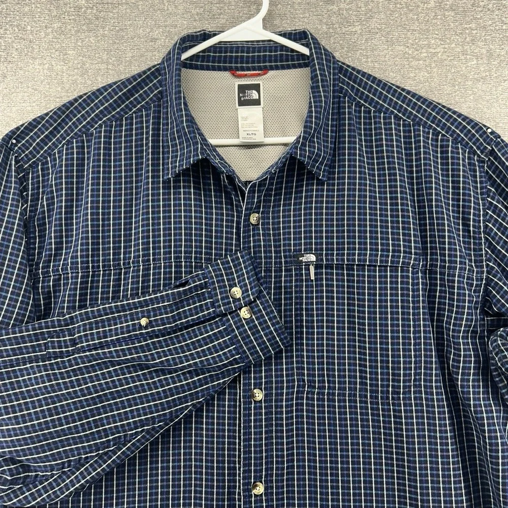 The North Face Roll Tab Shirt Men Size XL Blue Striped Long Sleeve Outdoor