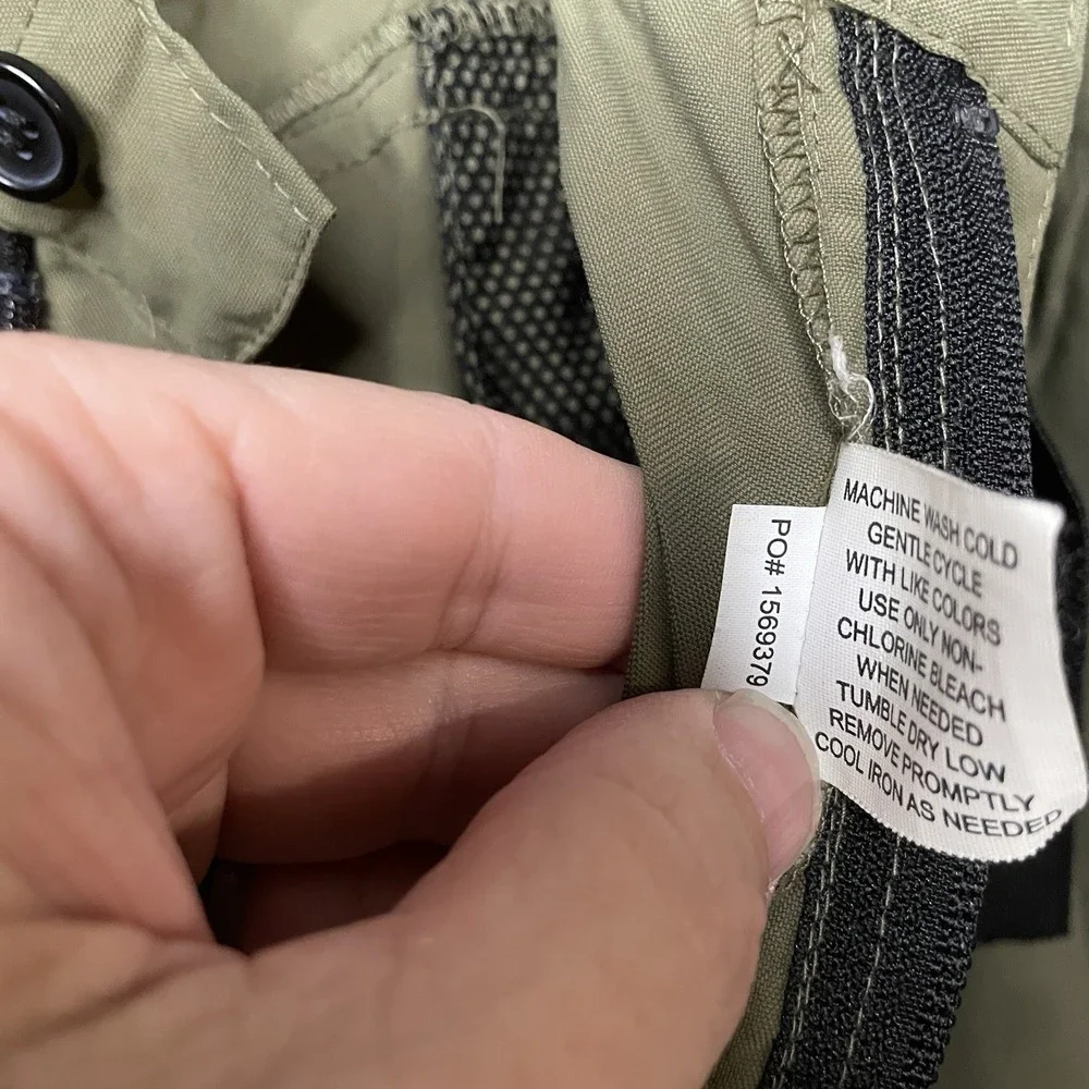 N/A uniform men