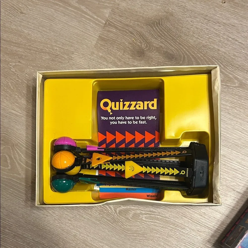 Vintage Quizzard Electronic Quiz Game By Random House 1988 TESTED