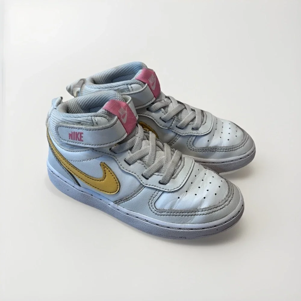 Nike Court Borough Mid 2 Girls shoes in white with gold and pink‎ accents 9.5C