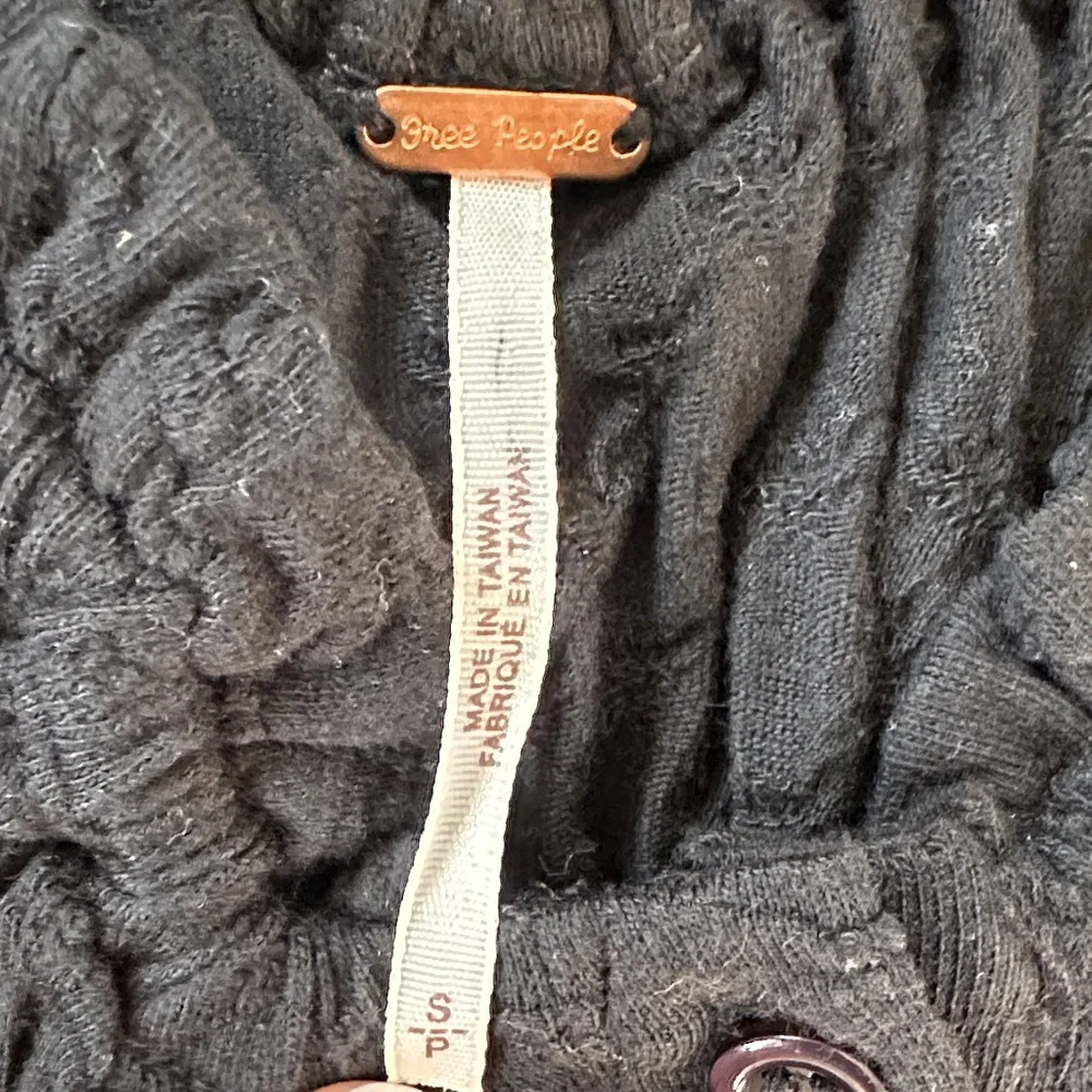 Free People Ladybug Long Sleeve‎ Sweetheart Neck cropped blouse Black small