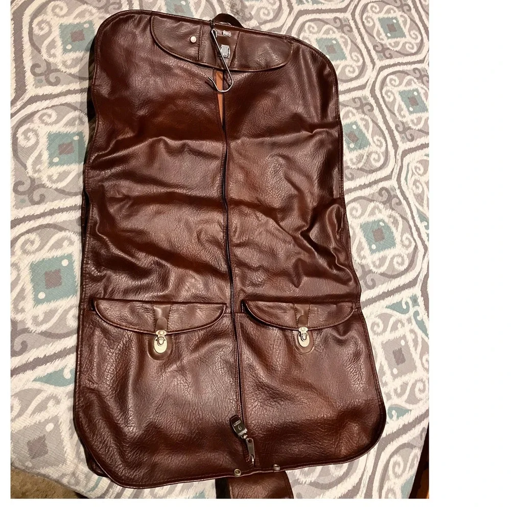 American‎ Tourister Vintage Brown Faux Leather Bi-Fold Garment Bag Travel Suit