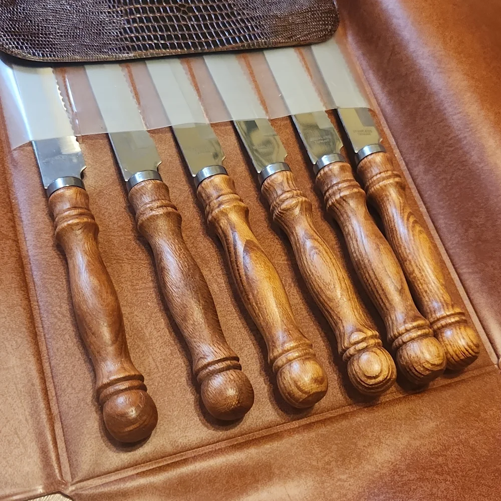 Vintage Wooden Handled Stainless Steel Steak Knives Set of Six In Vinyl Case