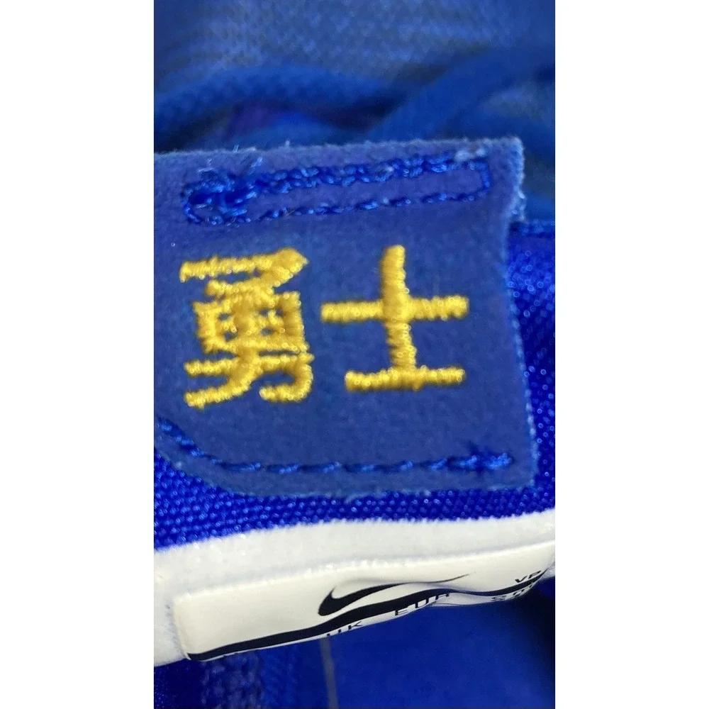 Nike life signs