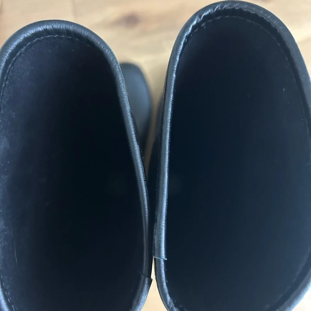 Tory Burch iconic owned #quiltedboots