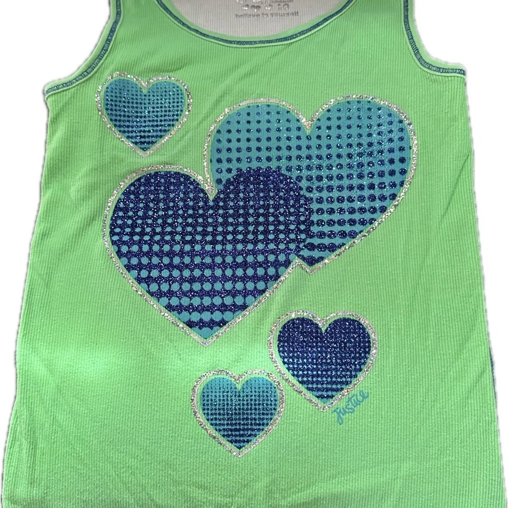 Justice 2 Tank tops bundle 🛍️Graphic Heart Tank Top 💚💙💜
